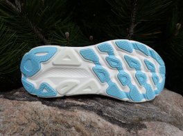 Hoka Clifton 9