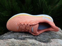 Hoka Clifton 8