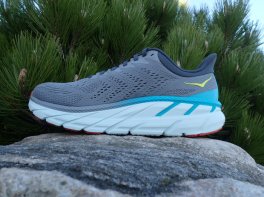 HOKA Clifton 7 