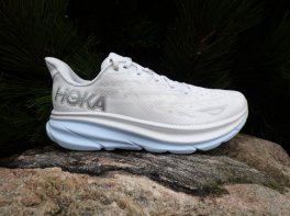 Hoka Clifton 9