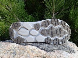 Hoka Challenger Mid Gore-tex