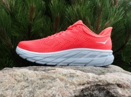 Hoka Clifton 7 