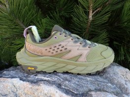 Hoka Anacapa Breeze 