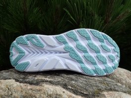 Hoka Clifton 8