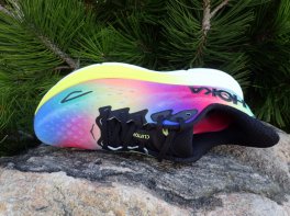 Hoka Clifton 9