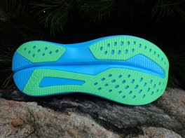 Hoka Mach 6