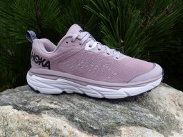 Hoka Challenger 6