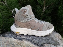 Hoka Anacapa Breeze