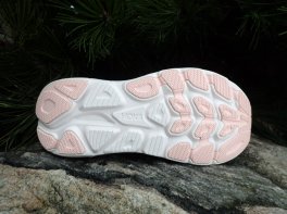 Hoka Clifton 10