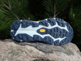 Hoka Speedgoat 6 