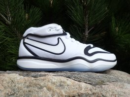  Nike Air Zoom G.t. Hustle 2 