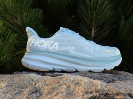 Hoka Clifton 9