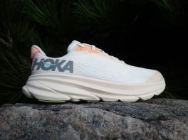 Hoka Clifton 9