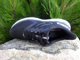 Hoka Arahi 5