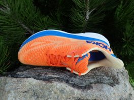 Hoka Clifton 9