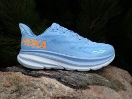 Hoka Clifton 9
