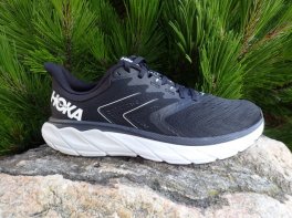 Hoka Arahi 5
