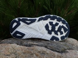 Hoka Arahi 6
