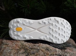 Hoka Tecton X 2