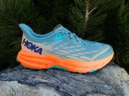 Hoka speedgoat 5