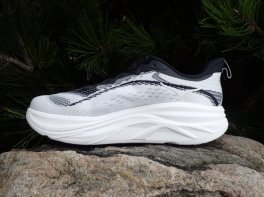 Hoka SkyFlow 