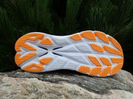 Hoka Bondi X