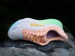 Hoka Bondi 9