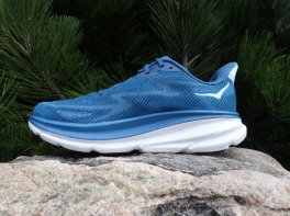 Hoka Clifton 9