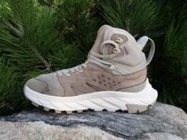 Hoka Anacapa Breeze