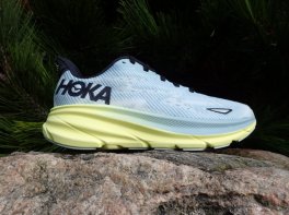 Hoka Clifton 9