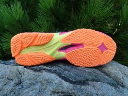 Mizuno Wave Lightning Elite