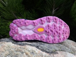 Hoka Speedgoat 5