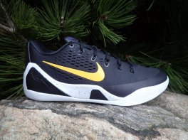 Nike Kobe 9 EM Low Protro 