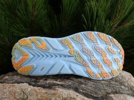 Hoka Clifton 8