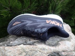 Hoka Clifton 9