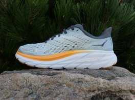 Hoka Clifton 8
