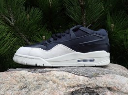 Nike Air Jordan 4