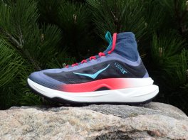 Hoka Tecton X3