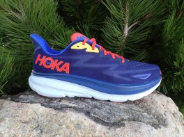 Hoka Clifton 9
