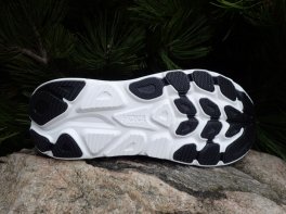 Hoka Clifton 10