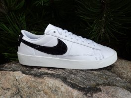 Nike Blazer Low Sportiniai batai moterims 
