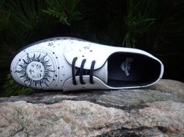 Dr. Martens
