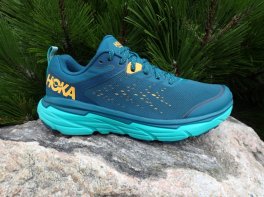 Hoka Challenger 6