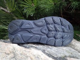Hoka Clifton 10