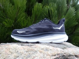Hoka Clifton 9