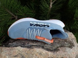Hoka Carbon X 3