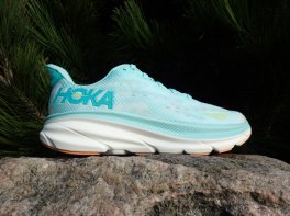Hoka Clifton 9 