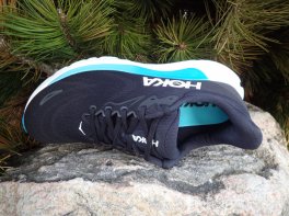 Hoka Arahi 8