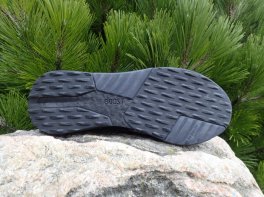 Adidas Avryn