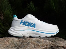 Hoka Clifton 10